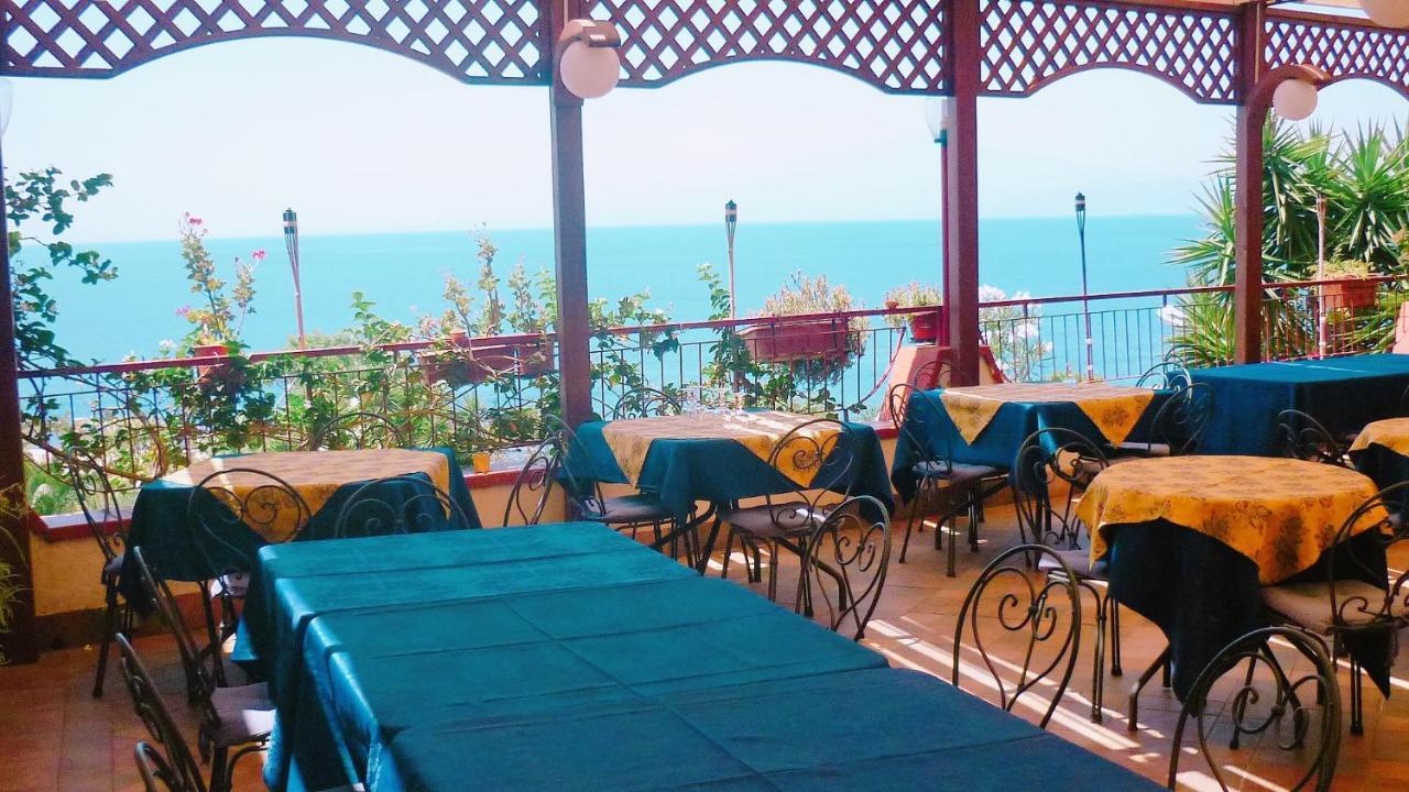 Paradiso Hotel Ristorante Riaci Capo Exteriér fotografie