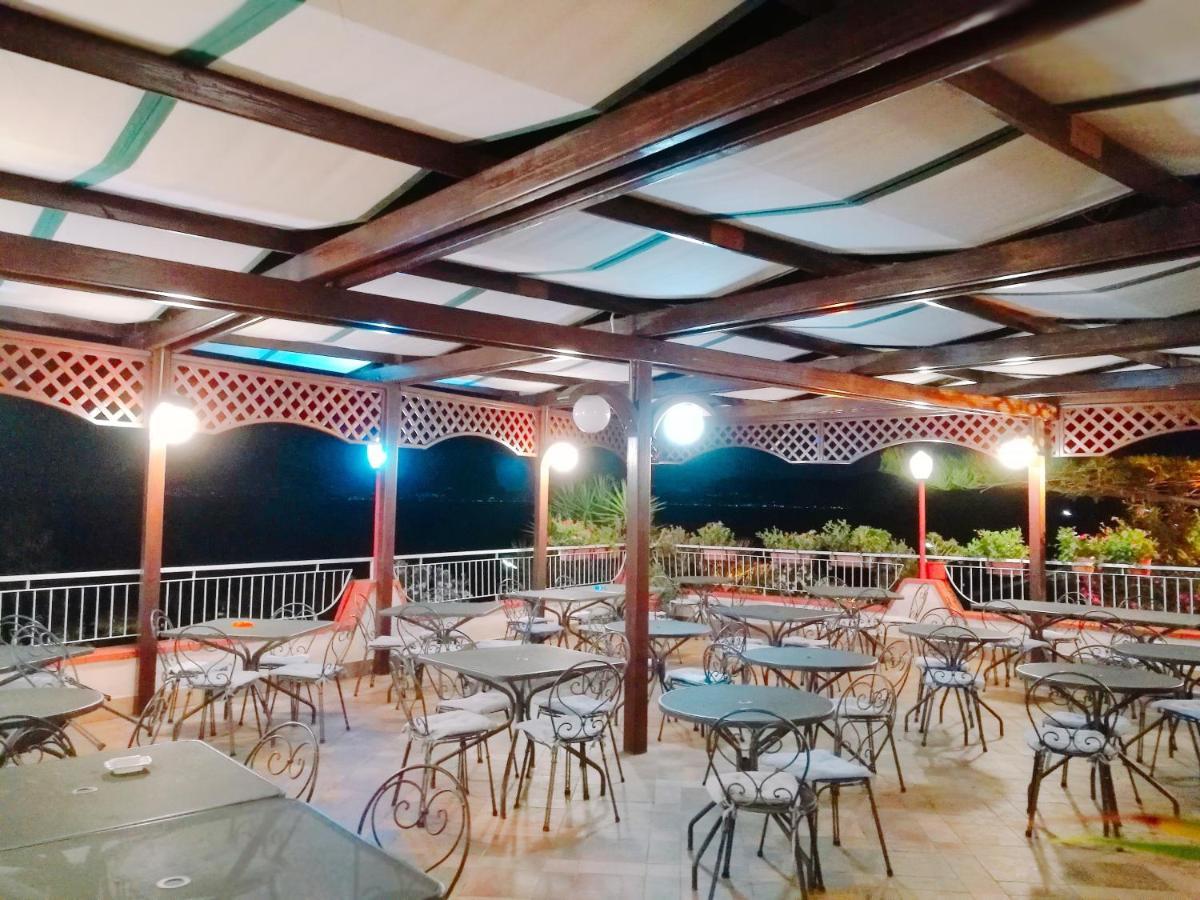 Paradiso Hotel Ristorante Riaci Capo Exteriér fotografie
