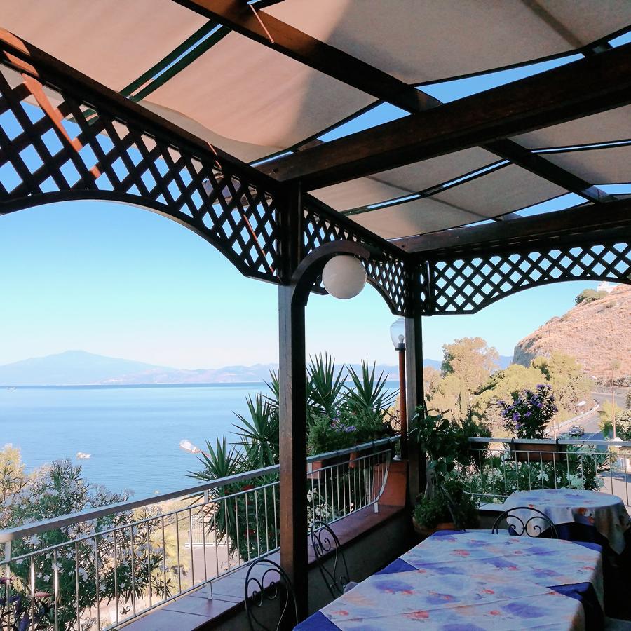 Paradiso Hotel Ristorante Riaci Capo Exteriér fotografie